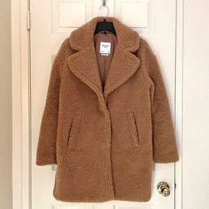 Abercrombie & Fitch Teddy Coat. A&F. Tan / Caramel. Size Small.